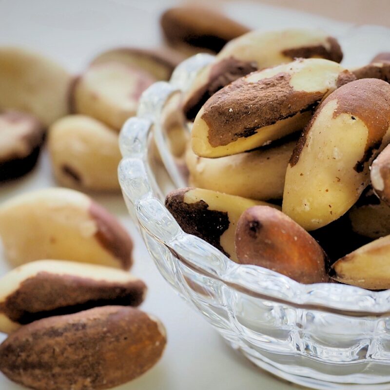 Salada de repolho roxo com castanha