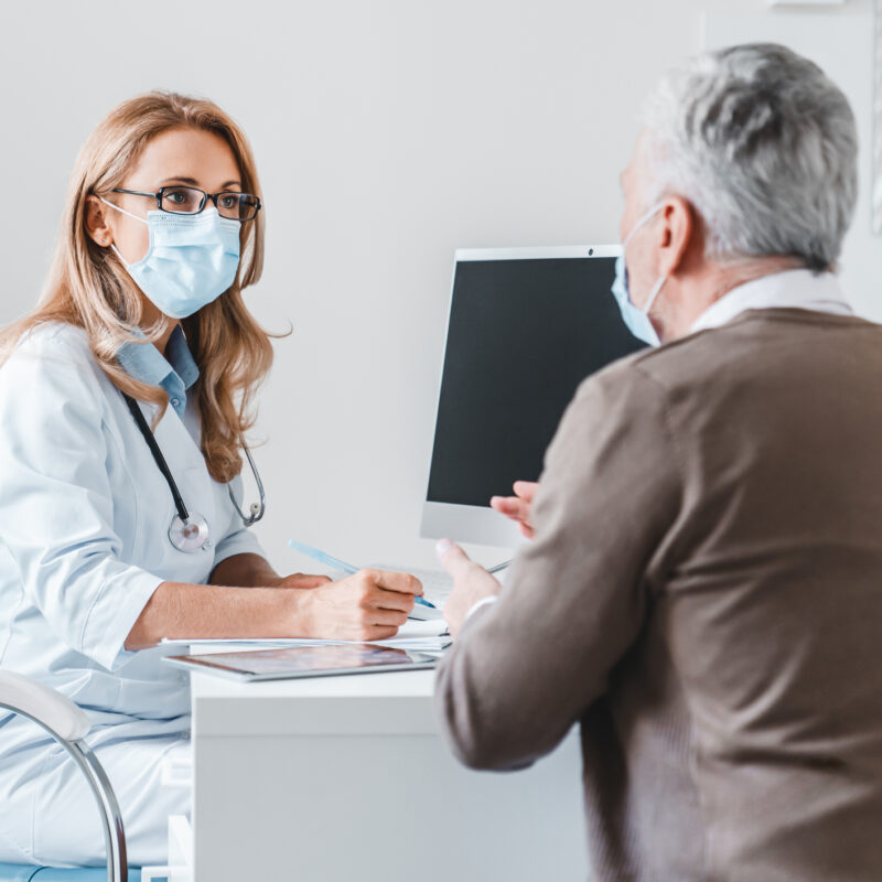 Seguro de saúde x plano de saúde: quais as principais diferenças e benefícios