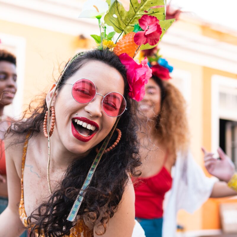 Carnaval Saudável: Cuide do Seu Corpo e Sinta a Energia da Folia!