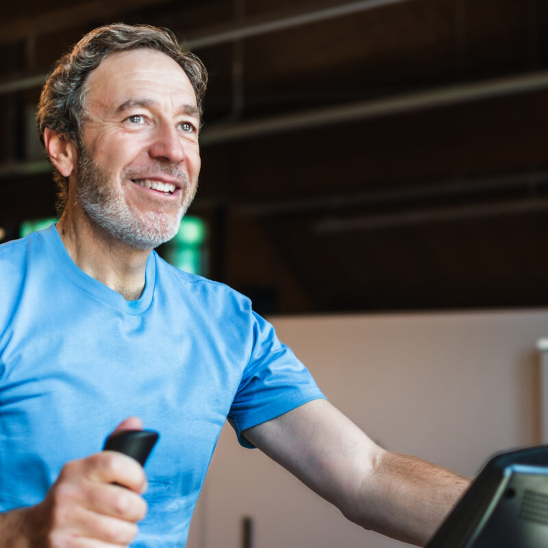 Novembro Azul: entenda o que é câncer de próstata e seus principais mitos