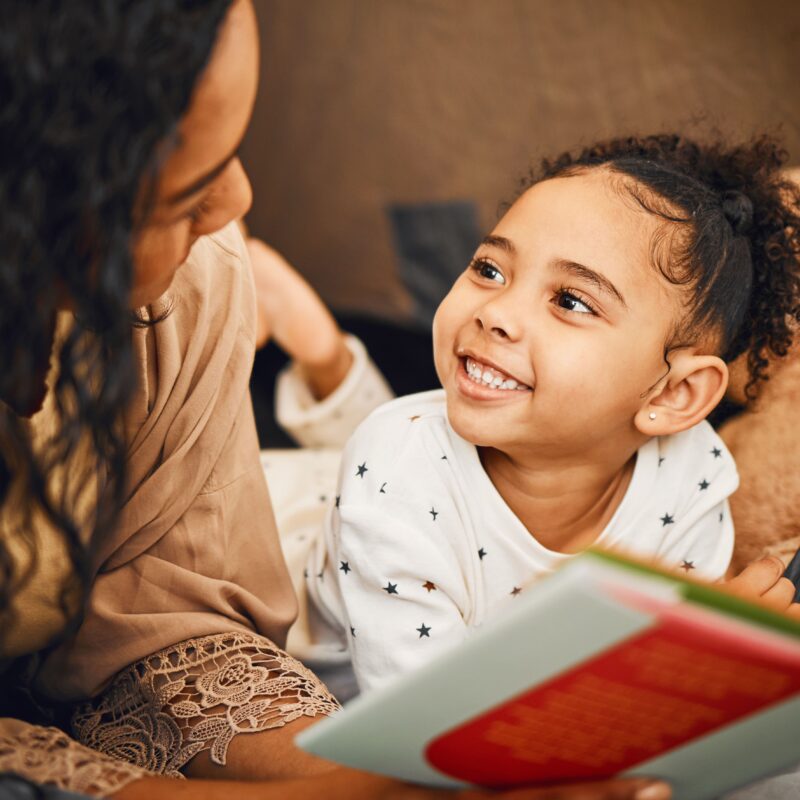 Os benefícios da leitura para a saúde: bem-estar, equilíbrio e mais qualidade de vida