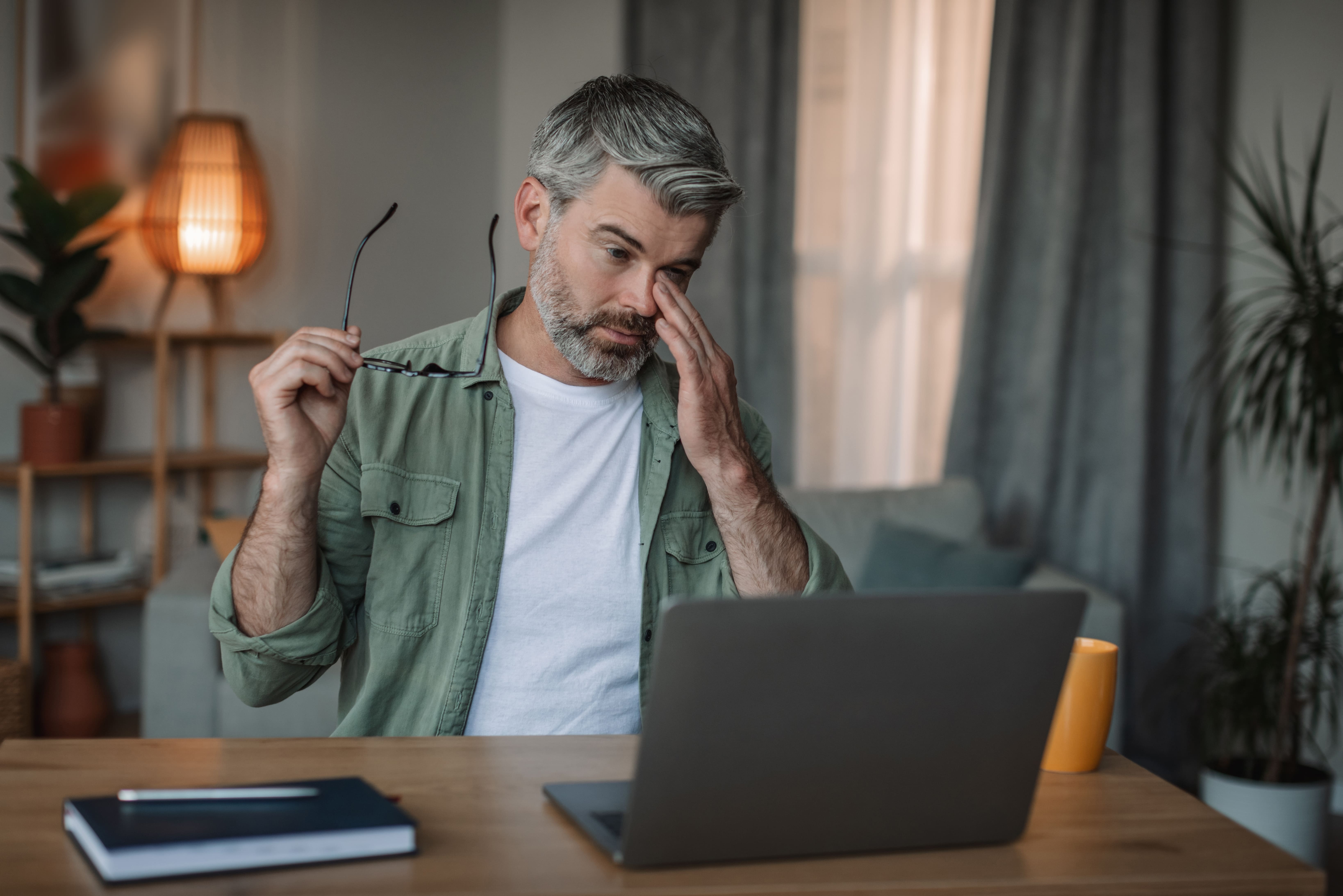 Cuidados simples que fazem a diferença no alívio dos sintomas de conjuntivite